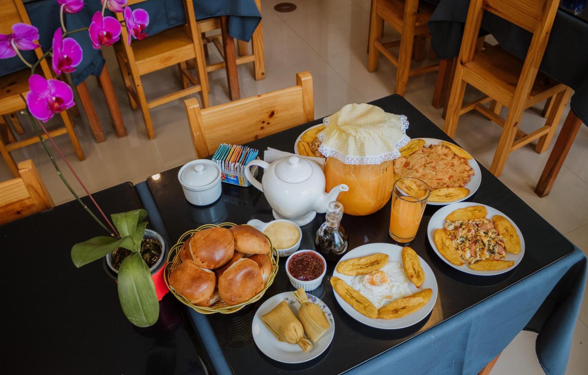 Residencial Marina House Hotell Tarapoto Eksteriør bilde